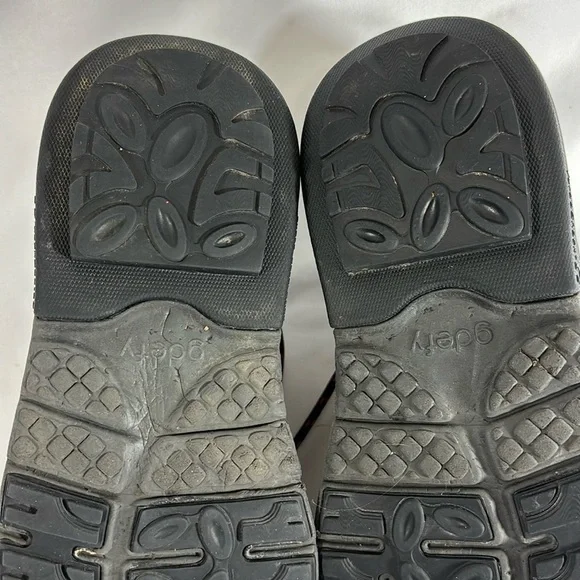 Gdefy Radius Hiking Shoes - Picture 7 of 12